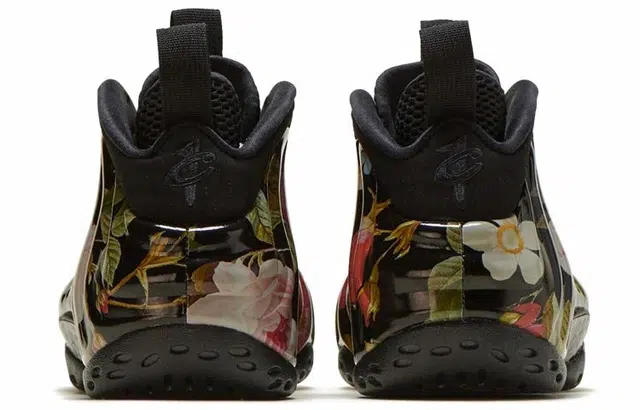 Nike Foamposite One floral