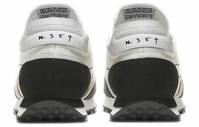 Nike Daybreak Type