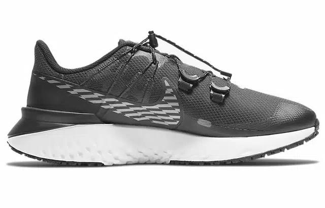 Nike Legend React 3 Shield