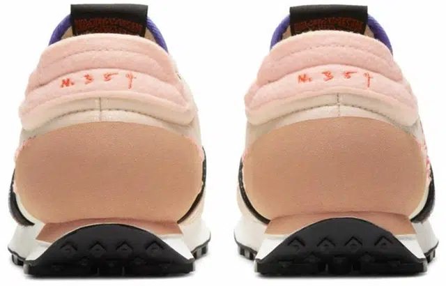 Nike Daybreak type