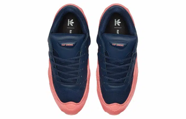 RAF SIMONS x adidas originals Ozweego