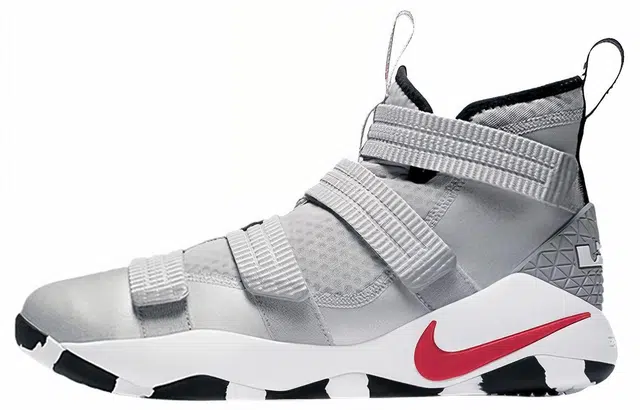 Nike zoom soldier 11 Silver Bullet