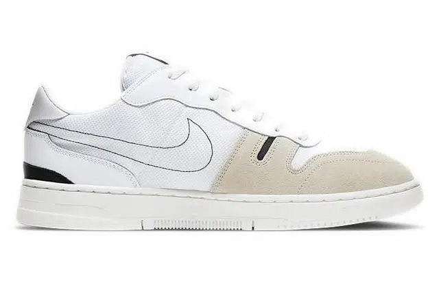Nike Squash Type