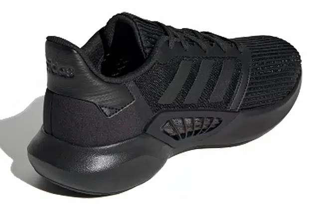 adidas Ventice