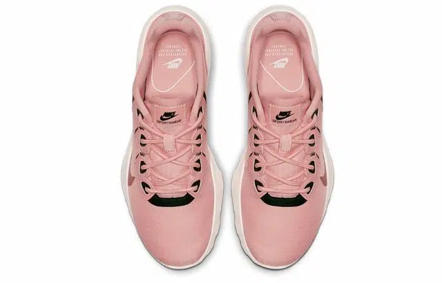 Nike Explore strada