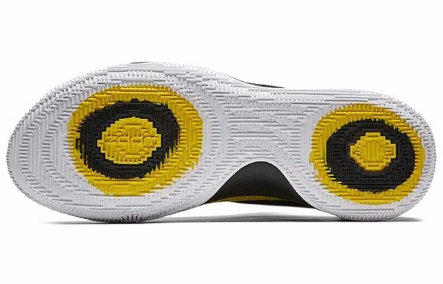 Nike Kyrie Low 1 Amarillo