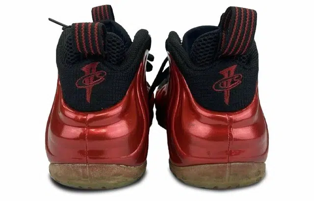 Nike Foamposite One Metallic Red 2011