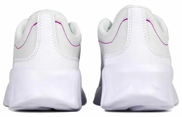 Nike Explore strada