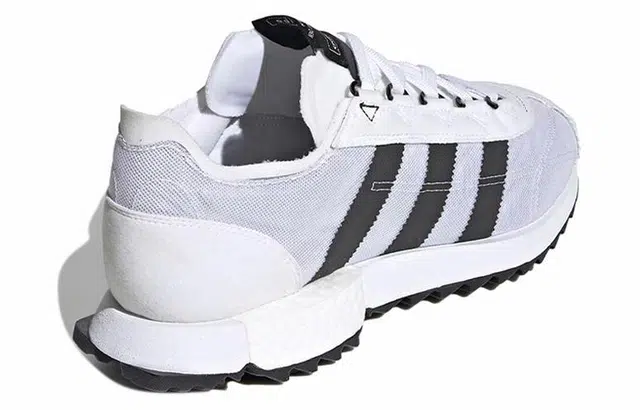 adidas originals SL 7600