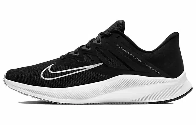 Nike Quest 3