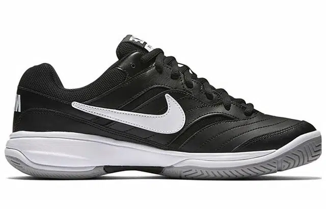 Nike Court Lite