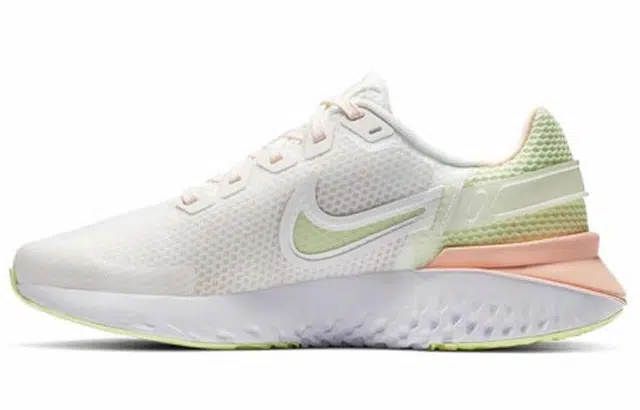 Nike Legend React 3