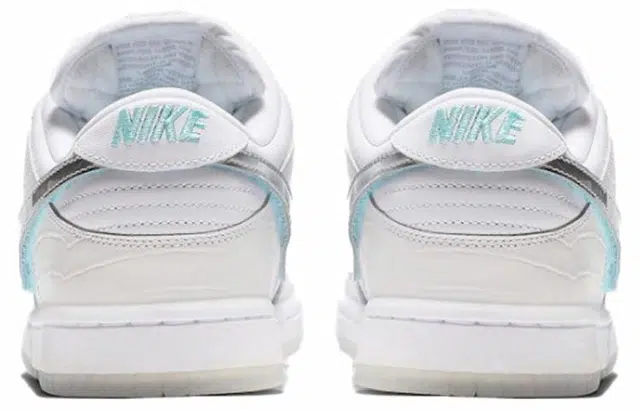 Nike Dunk SB white diamond