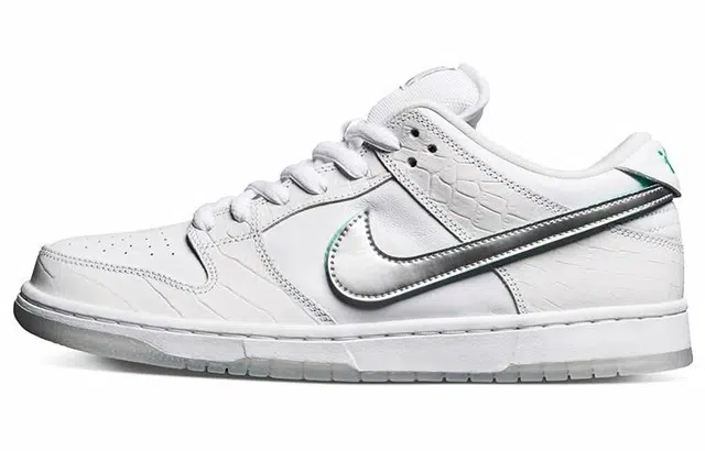 Nike Dunk SB white diamond