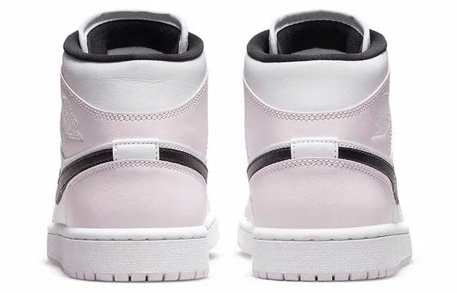 Jordan Air Jordan 1 mid "barely rose"
