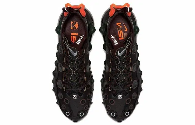 Nike ISPA