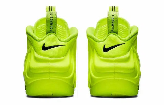 Nike Foamposite Pro "volt" 2021