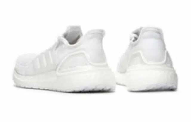 adidas Ultraboost 19