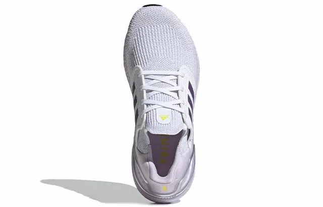 adidas Ultraboost 20