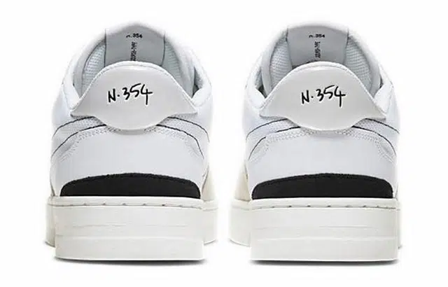 Nike Squash Type