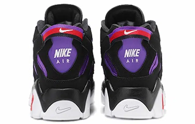Nike Air Barrage Mid QS