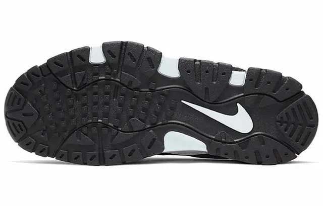 Nike Air Barrage Mid