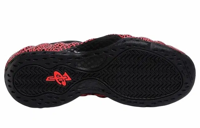 Nike Foamposite One lava