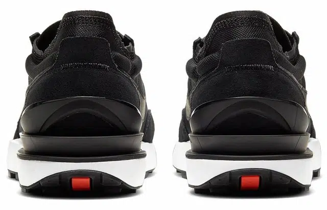Nike Waffle One "sleek black"