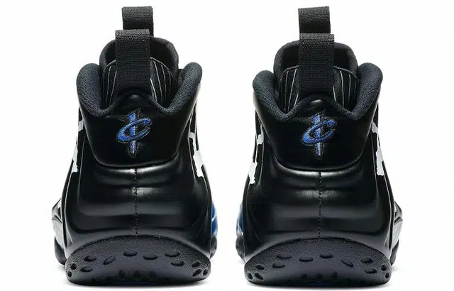 Nike Foamposite One black aurora