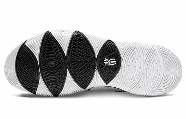 Nike Kyrie 5 TB 5