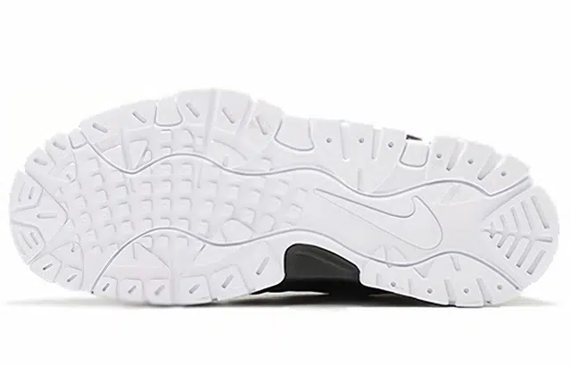 Nike Air Barrage Mid QS