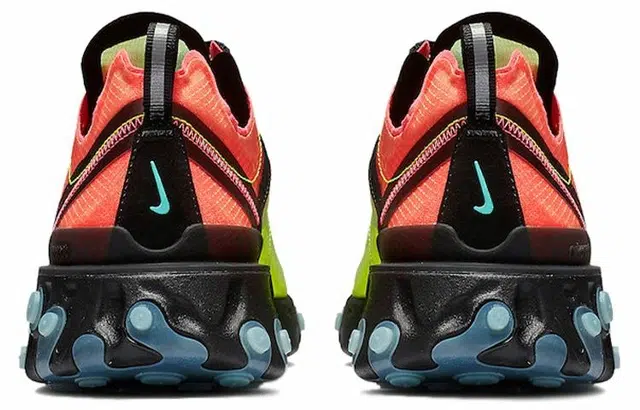 Nike React Element 87 "Volt Racer Pink"