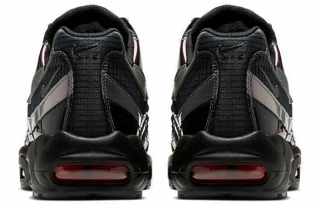 Nike Air Max 95 LV8