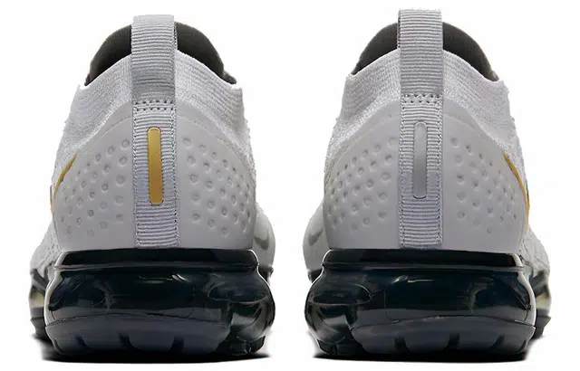 Nike VaporMax Flyknit 2