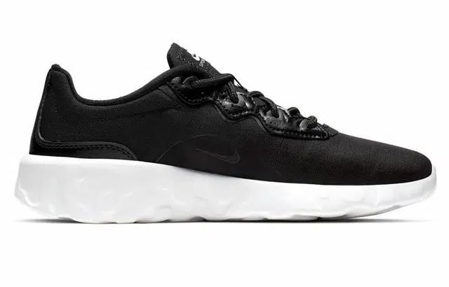 Nike Explore strada