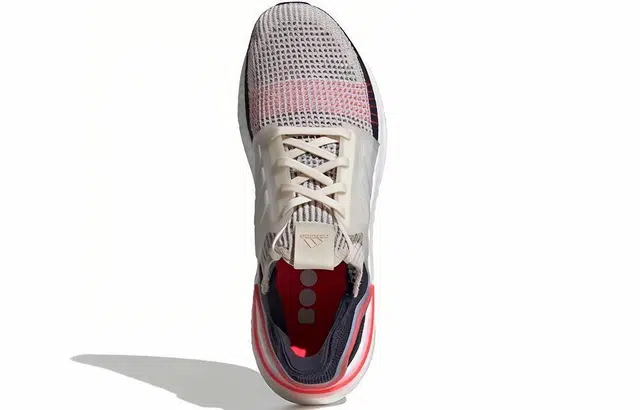 adidas Ultraboost 19