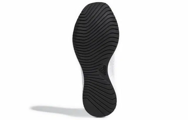 adidas Alphabounce 3