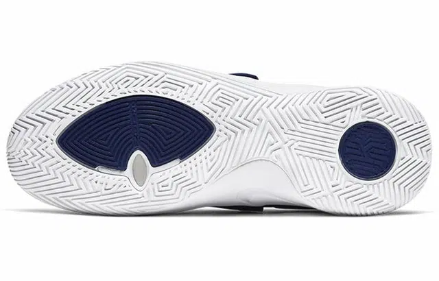 Nike Flytrap 3