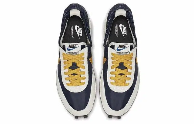 Nike Daybreak "Obsidian Gold"