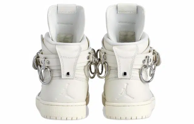 COMME DES GARCONS SHIRT x Jordan Air Jordan 1 Homme Plus