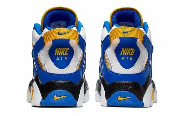 Nike Air Barrage Mid