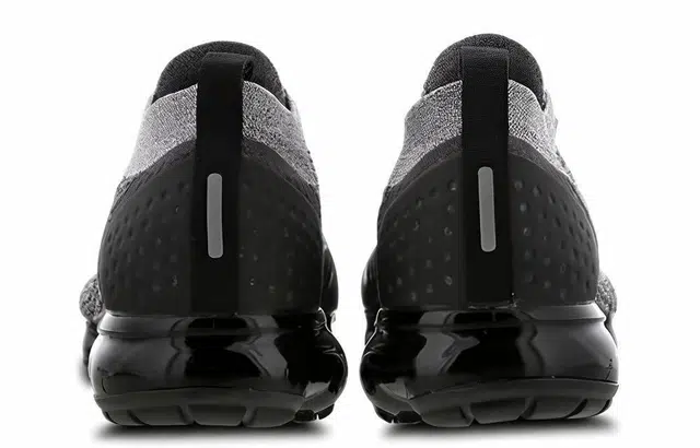 Nike VaporMax Flyknit 2