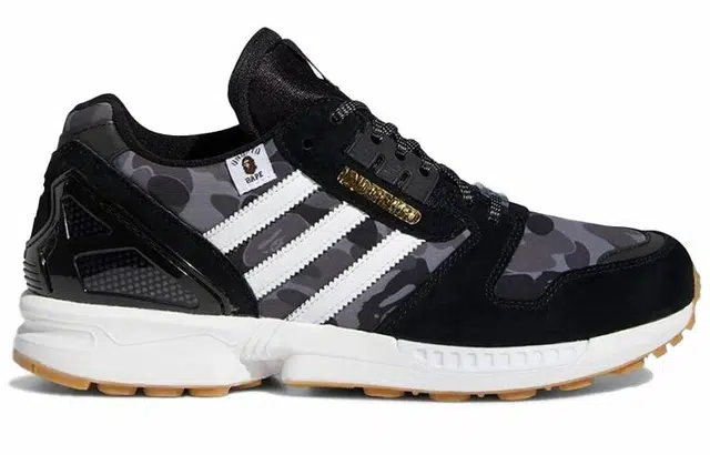 Bape x UNDEFEATED x adidas originals ZX 8000