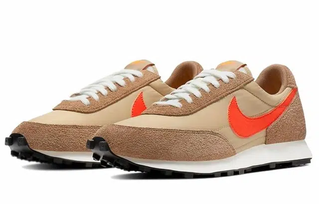 Nike Daybreak