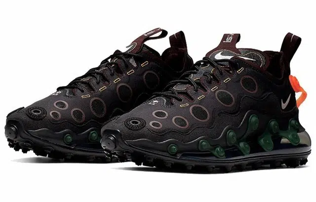 Nike ISPA