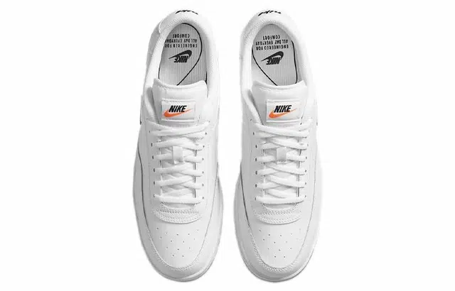 Nike Court Vintage