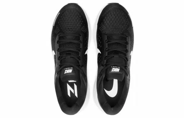 Nike Zoom Structure 23