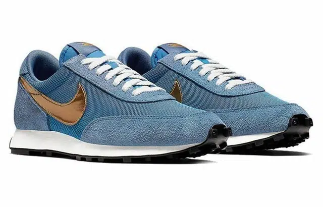 Nike Daybreak SP Metallic Gold