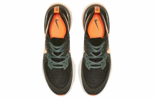 Nike Epic React Flyknit 2