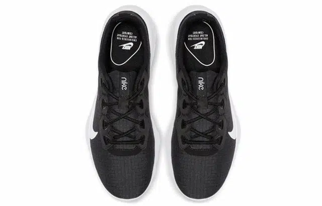 Nike Explore strada